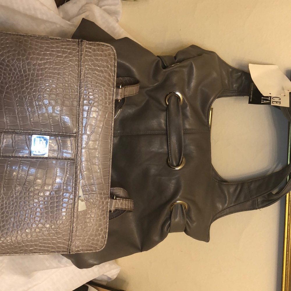 2 Handbags!